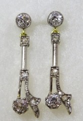 Art Deco 18 karat Gold and Old cut Diamond Earrings