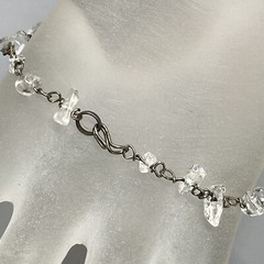 Vintage Stone Bracelet Clear Quartz Gemstone Nugget Healing Chakra Dainty 7.25″