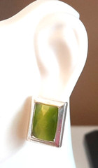 Vintage 1980’s Silver Tone Rectangle Green PREHNITE Post .75″ Stud Earrings