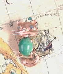1950’S VINTAGE 14K GOLD CAT PIN PENDANT GREEN STONE