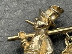 Vintage Gold Tone Hobo Knapsack Charm Brooch Pin Crystal Rhinestone