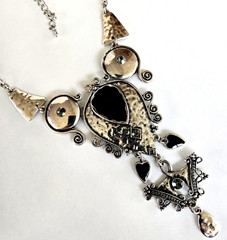 Vintage Black Diamond Rhinestone Enamel Silver Tone Statement Necklace 17.75″