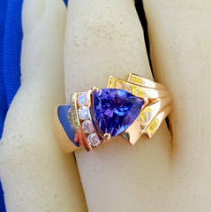 Original EARTH MINED TANZANITE DIAMOND Engagement Ring 14K GOLD Design Solitaire