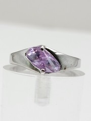 18K Gold Filled Purple Gemstone Ring Modern Statement Silver Tone Band