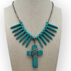 Turquoise Spike Bead & Cross Pendant Necklace – Southwestern Boho Chic Statement