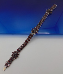 MICHELLE ALBALA 925 Sterling Silver Almandine Garnet Floral Tennis Bracelet