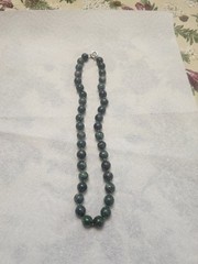 Modern Necklace stone green Beaded Collar Beads Pre Owned Condition Unique