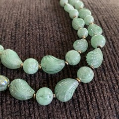 Vintage Teal/Green Beads Necklace WESTERN GERMANY. 15.5 Inches Beautiful Clasp