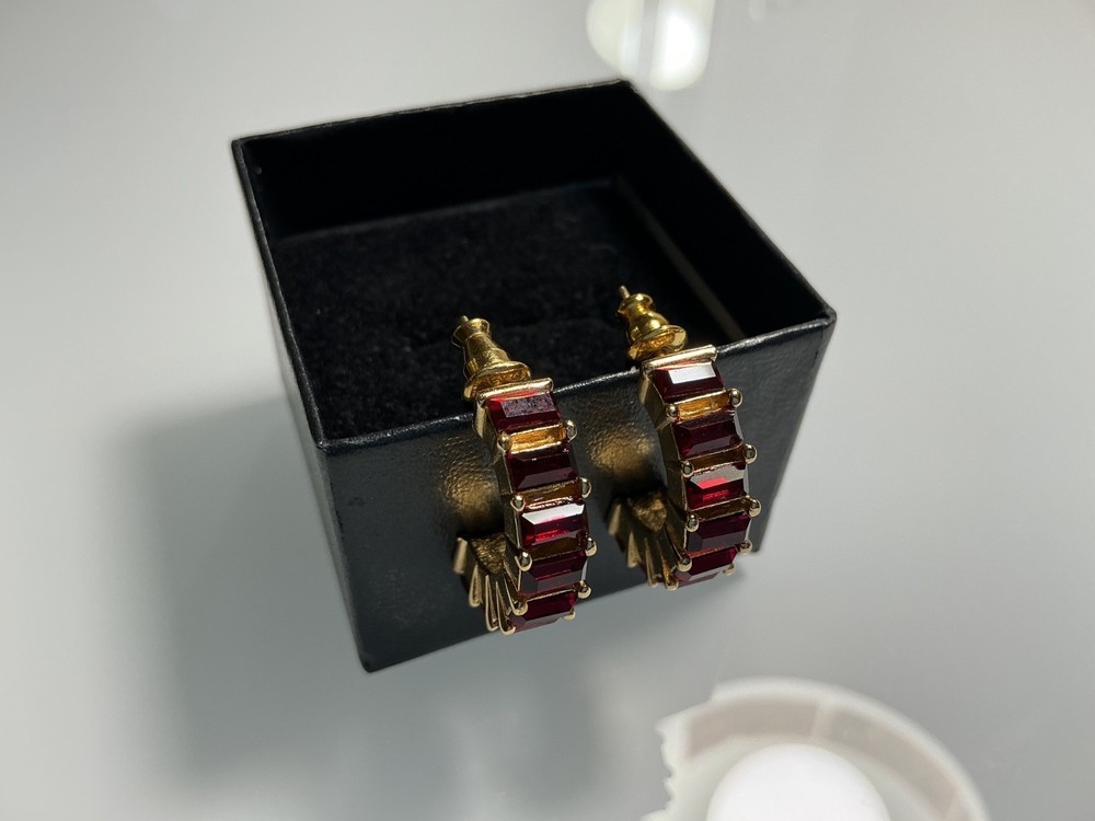 VINTAGE CHRISTIAN DIOR RUBY STONE HALF HOOP GOLD TONE PIERCED EARRINGS