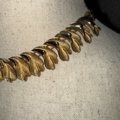 VTG FRANCOIS by CORO Leaf Pattern Gold Tone Bracelet Earrings Necklace Set READ