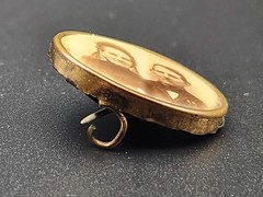 Vintage Victorian One Inch Brass Antique Oval Picture Pin Brooch Mourning Couple