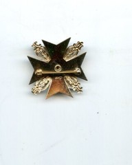 1960’s, Gold Tone CORO Pin – Blue & White Rhinestones, 1.1/2″ x 1.1/2″