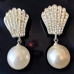 Art Deco Earrings Rhinestone Faux Pearl Dangle Scallop Shell Screwback Vintage