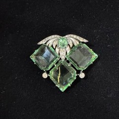 VTG Eisenberg Original Sterling Vermeil Fur Clip Uranium Glass Green Stones