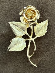 3 Vintage Goldtone Pins – Double Heart Signed Tona / Rose / Small Bumble Bee