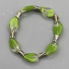 Lime Green Givre Glass Beaded Bracelet Stretch Silver Tone Spacers 6.5″