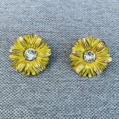 Marvella Enameled Gold Tone Rhinestone Daisy Clip On Earrings Vintage 1960’s MCM