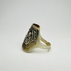 Asian Ceremony Motif Design Sterling Silver Ring Size 9 (4.49g)