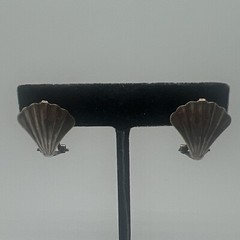 Vintage Sterling Silver Shell Shaped Post Pierced Earrings 3.51 Grams