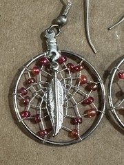 Vtg Costume Silver Tone Dream Catcher Feather Western Dangle Earrings Red Beads