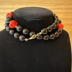 Vintage 1960s Red Black Bead Necklace