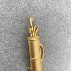 Vintage Tona Golf Clubs & Bag Brushed Matte Gold Tone Brooch Pin Golfer Gift