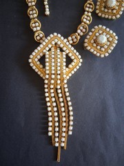 Hobe white glass necklace & earrings set