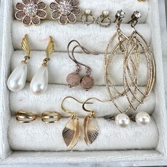 Vintage Earrings Lot 30 Pairs Gold Tone Post Rhinestone Flower Romantic Cute
