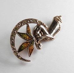 Vtg Gold Tone Liz Claiborne Fairy Angel Moon Brooch Enamel Rhinestone