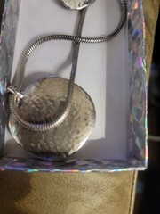 ONYX HAMMERED SILVER NECKLACE AND EARRINGS SET