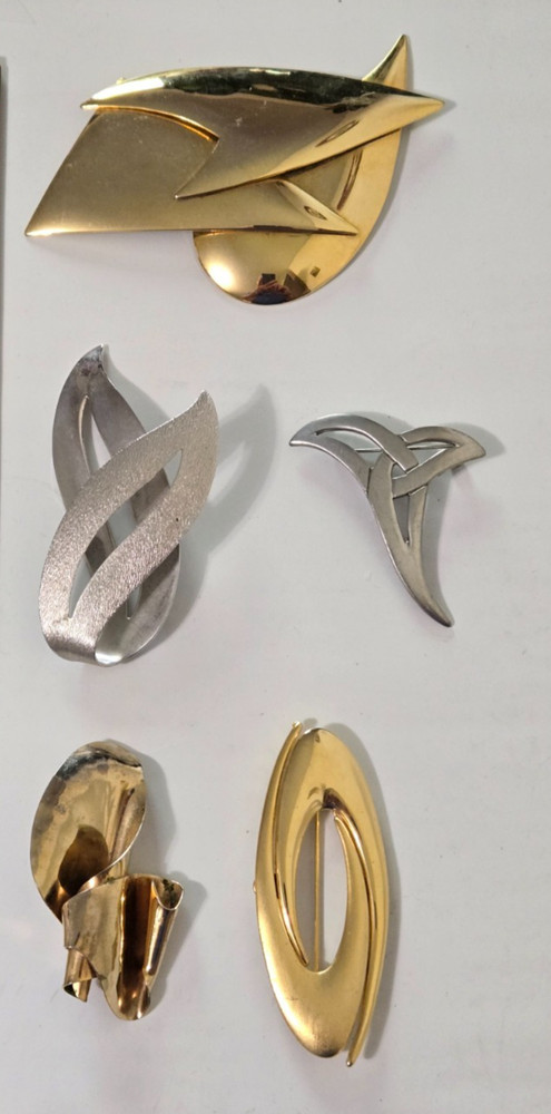 Metal Abstract Brooch Lot, Vtg. to Now. 1 Sarah Coventry Piece. Neat Pieces.