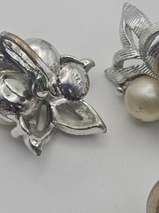 Vintage Jewelry Signed pcs. Matching & non-matching 21pc Lot