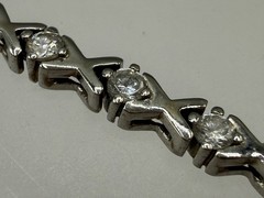 ESTATE STERLING SILVER 925 XOXO CZ PRONG SET STONES TENNIS BRACELET