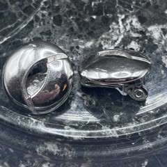 Monet Adjustable Hinged Clip On Earrings Silvertone Vintage 1970’s