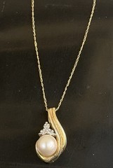 Vintage 10K Solid Yellow Gold Pearl & Diamond Swirl 18” Pendant Necklace 2.17g