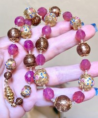 STUNNING Antique Wedding Cake, Pink Opalescent & Aventurine Art Glass Necklace