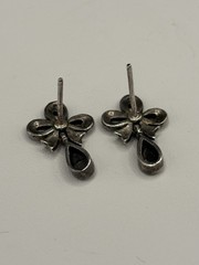 A Pair Of Vintage 925 Sterling Silver Dangle Earrings Black Rhinestones 2.9g