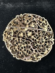 Vintage Signed HOLLYCRAFT Red Rhinestone Floral Brooch Pin 2” Diameter