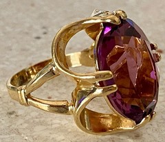 Vintage 18 KT HGE Gold Plated Amethyst Crystal Cocktail Statement Ring Size 5.5