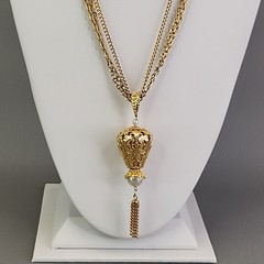 Vintage Celebrity Tassel Necklace Teardrop Imitation Pearl Layered Gold Tone 24″