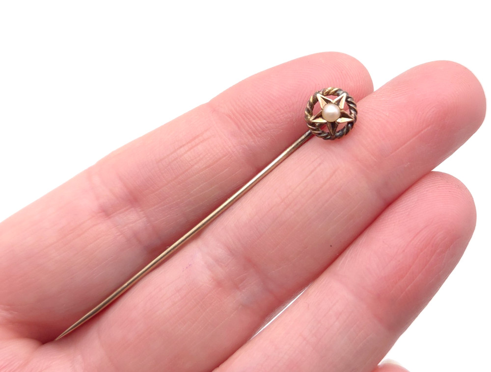 Vintage 14k Solid Gold Pearl Star Setting Circle Stick Pin Hat Pin .9 grams