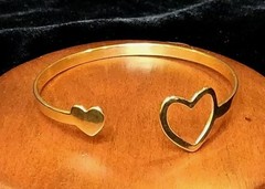 Vintage Gold Tone Brass Double Heart Open Cuff Bracelet 6.75 In Adjustable Small