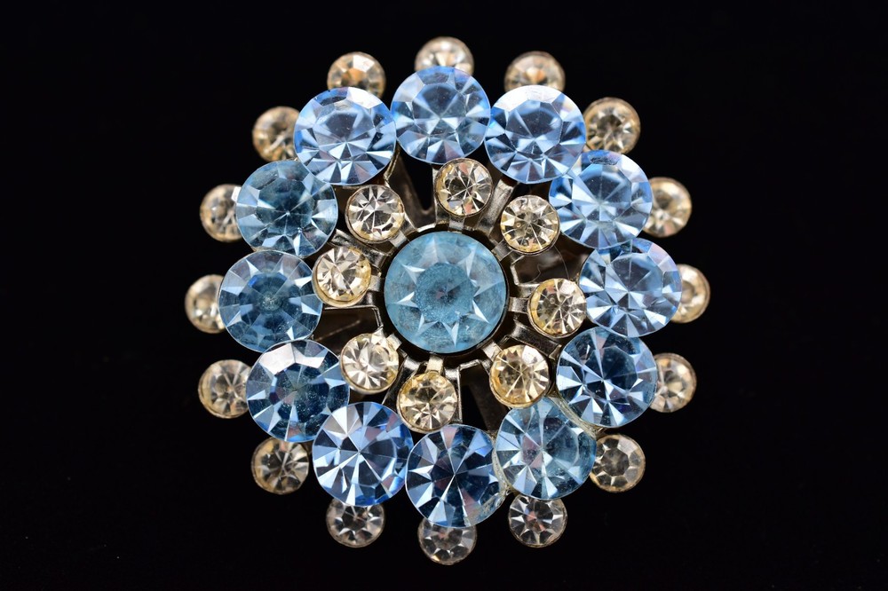 Vintage Sky Blue Rhinestone Starburst Brooch Crystal Silver Floral Pin 50s BinBI