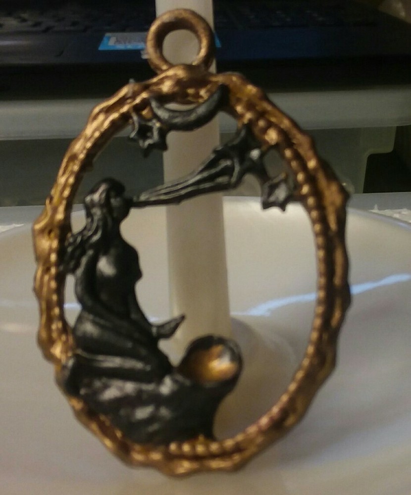 MaryBee Jewelry: 2 1/4″ Handpainted Cameo Fantasy Nude Pendant 12-01-2020 (G)
