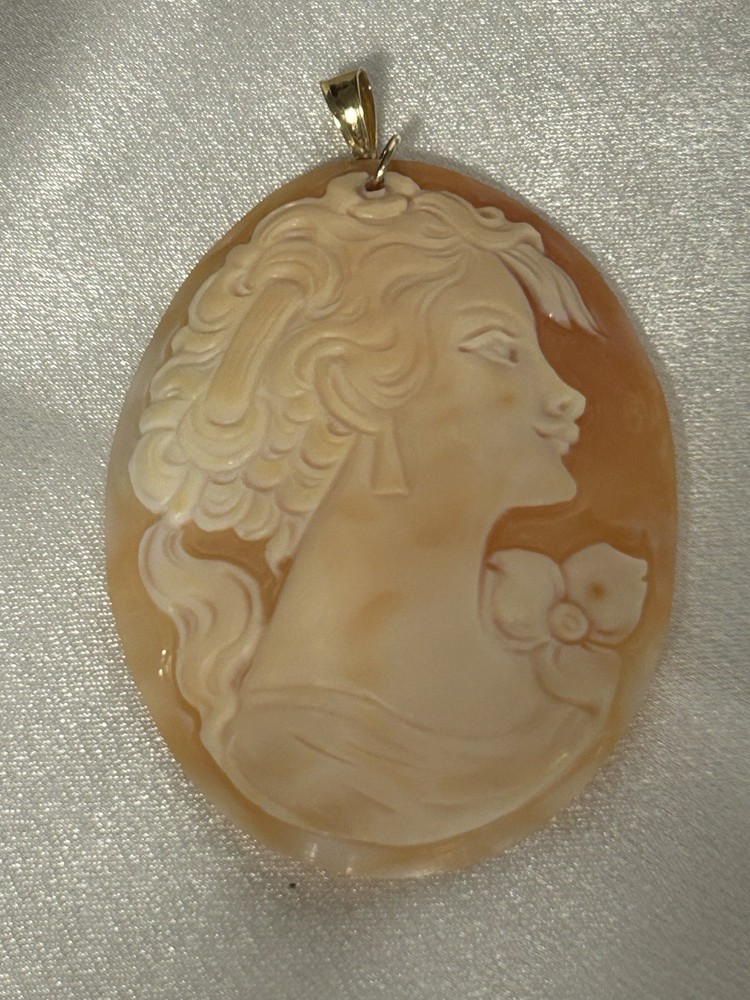 Vintage Italian Hand Carved Shell Cameo Pendant 14K Gold Bail Estate 2.9”