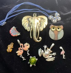 Lot 9 Vintage & Modern Animal & Birds Pendants Charms Elephant Frog Owl Flamingo