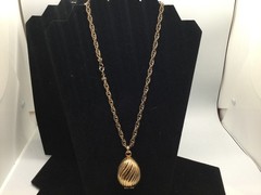 Avon 1968 Golden Charmer Necklace Perfume Pendant