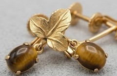 Vintage 1/20 12K GF Gold Filled Tigers Eye Leaf Clip On Screw Back Earrings