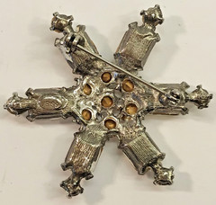 WEISS Vintage Snowflake Pin 2″ Diameter, Secure Clasp, 1 Stone Missing