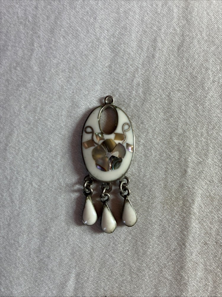 VTG Alpaca Mexico White Enamel Mother Of Pearl Abalone Inlay Pendant